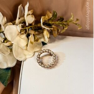 12k Gold Filled Akoya Pearl Circle‎ Wreath Brooch